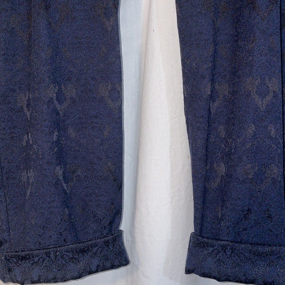 Ellen Tracy trousers  - Picture 4 of 9
